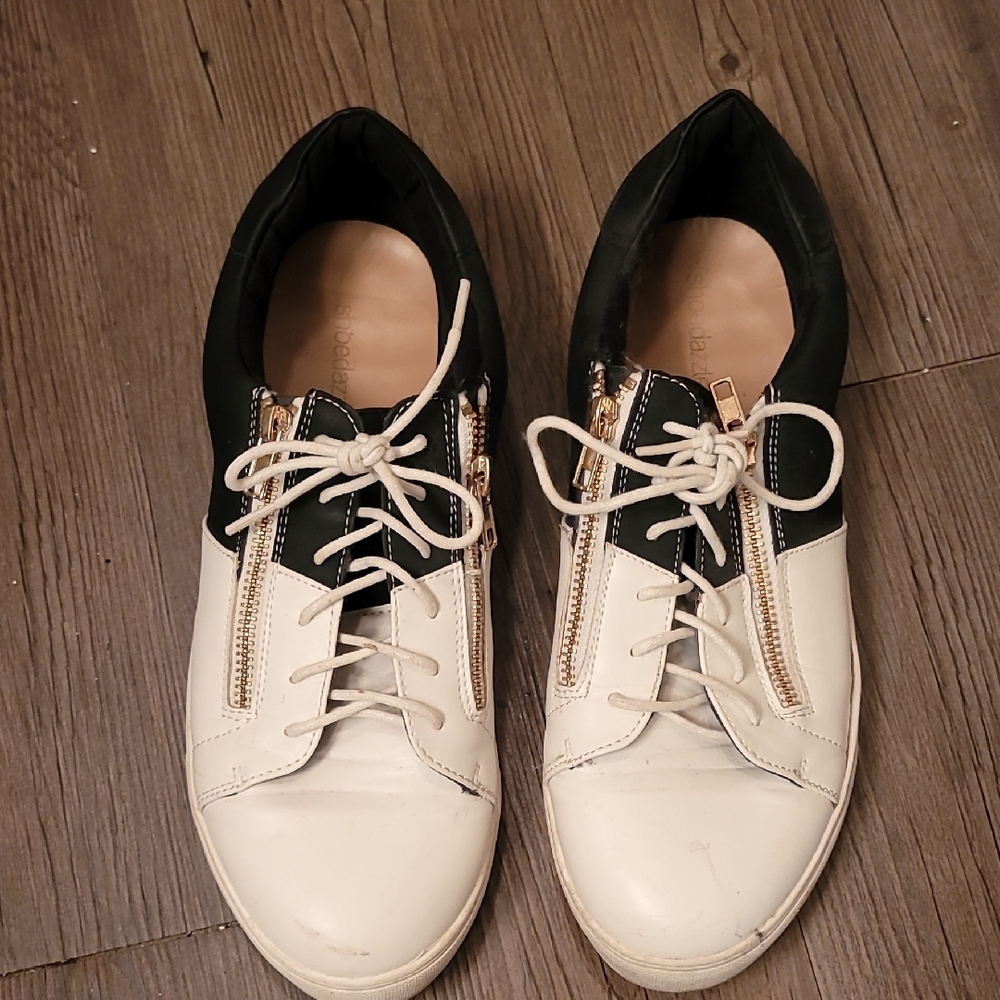 Stylish White and Black Women's Sneakers